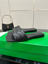 China Replica Bottega Veneta Women Shoes 108usd Only